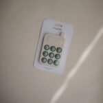 Mushie pop it žaislas - telefonas „Cambridge Blue“