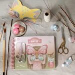 Little Dutch kūrybinis rinkinys su žirklutėmis „Rosa & Friends masks“